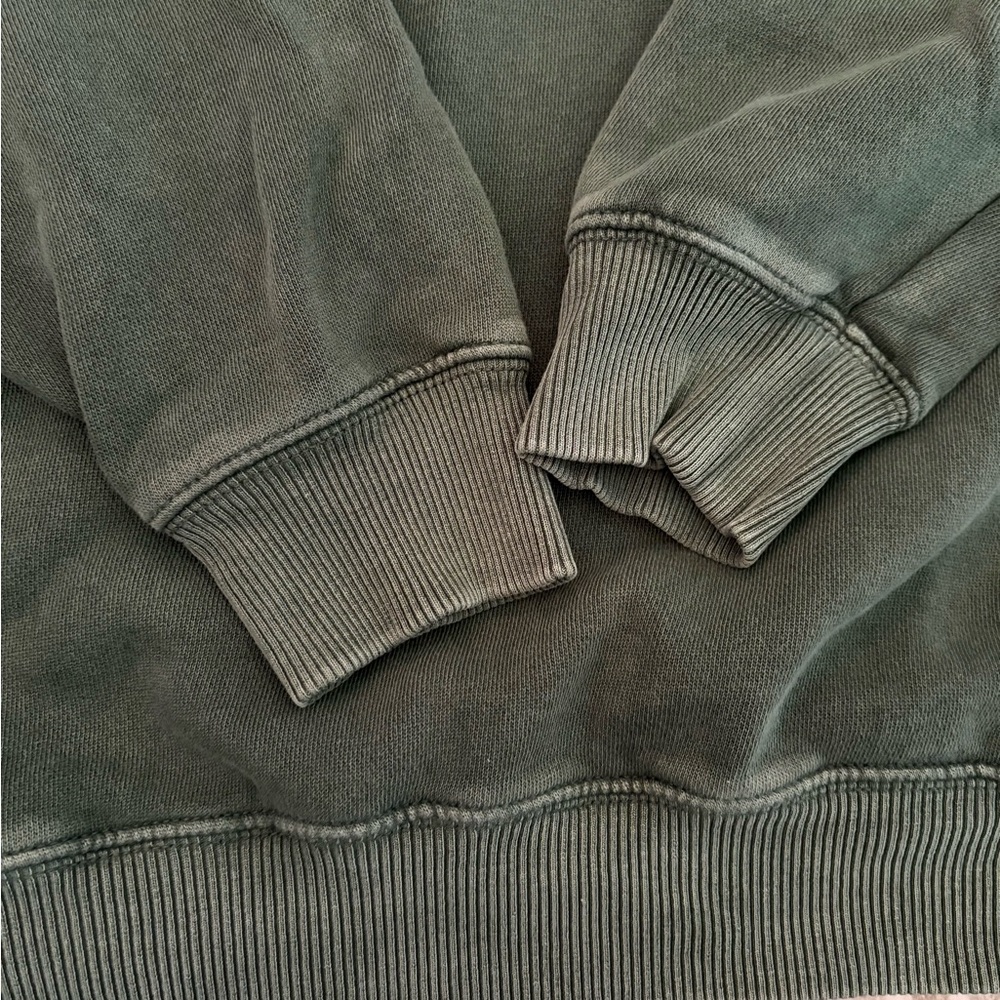 Aerie Women’s M Olive Green Crew Neck Sweater Pullover Pockets Athleisure Cozy - Picture 6 of 12